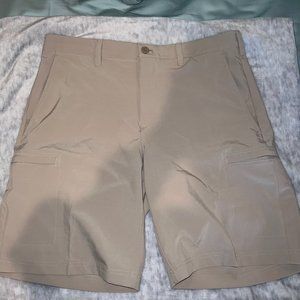 NWOT! IZOD - Golf Shorts - 34